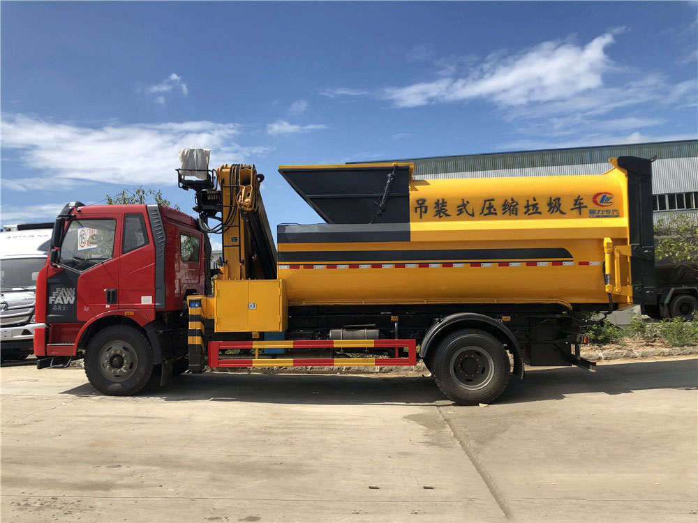 解放J6L 12方吊裝壓縮垃圾車