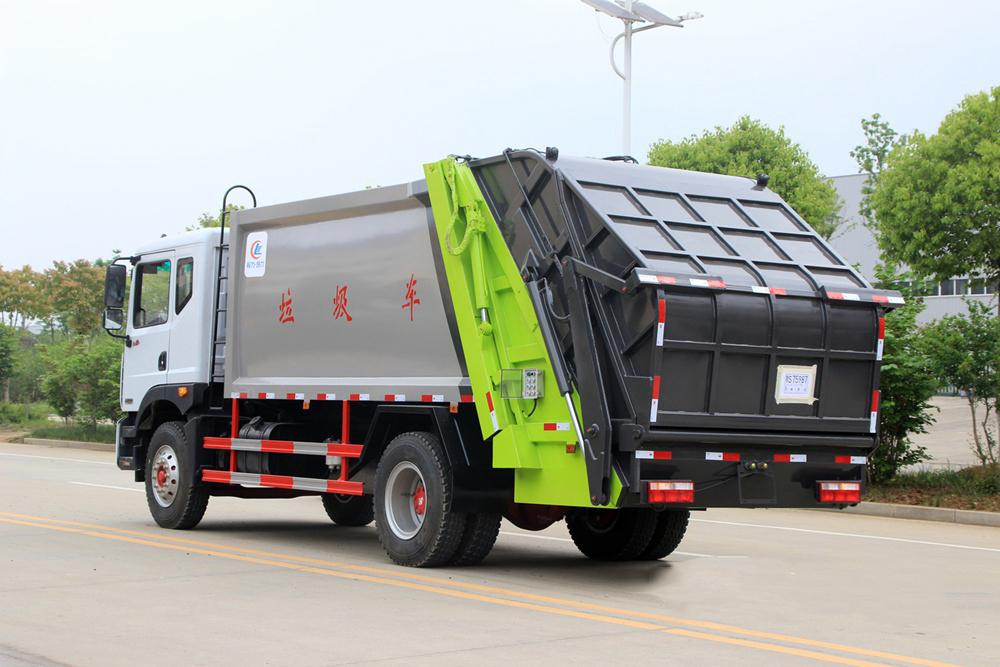 東風D9 10方壓縮垃圾車