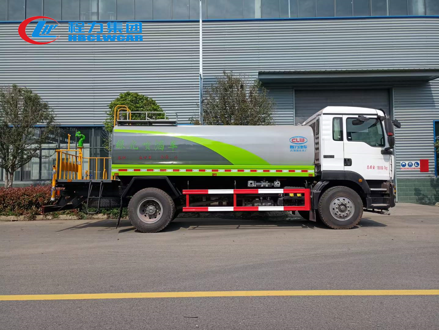 重汽汕德卡12方灑水車