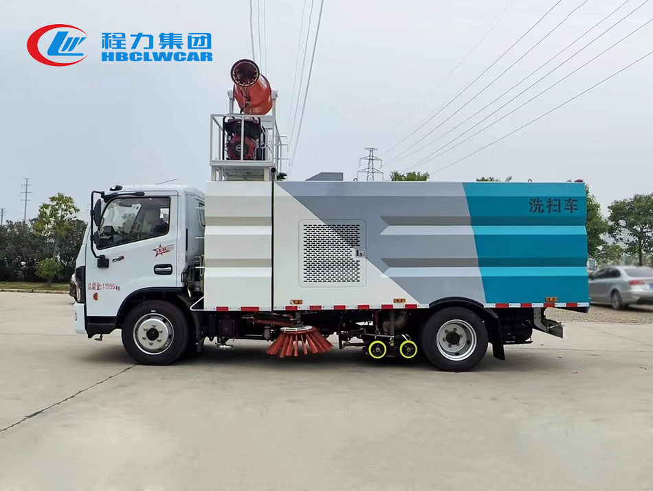 東風(fēng)大多利卡洗掃車(chē)4方塵箱.5方水箱