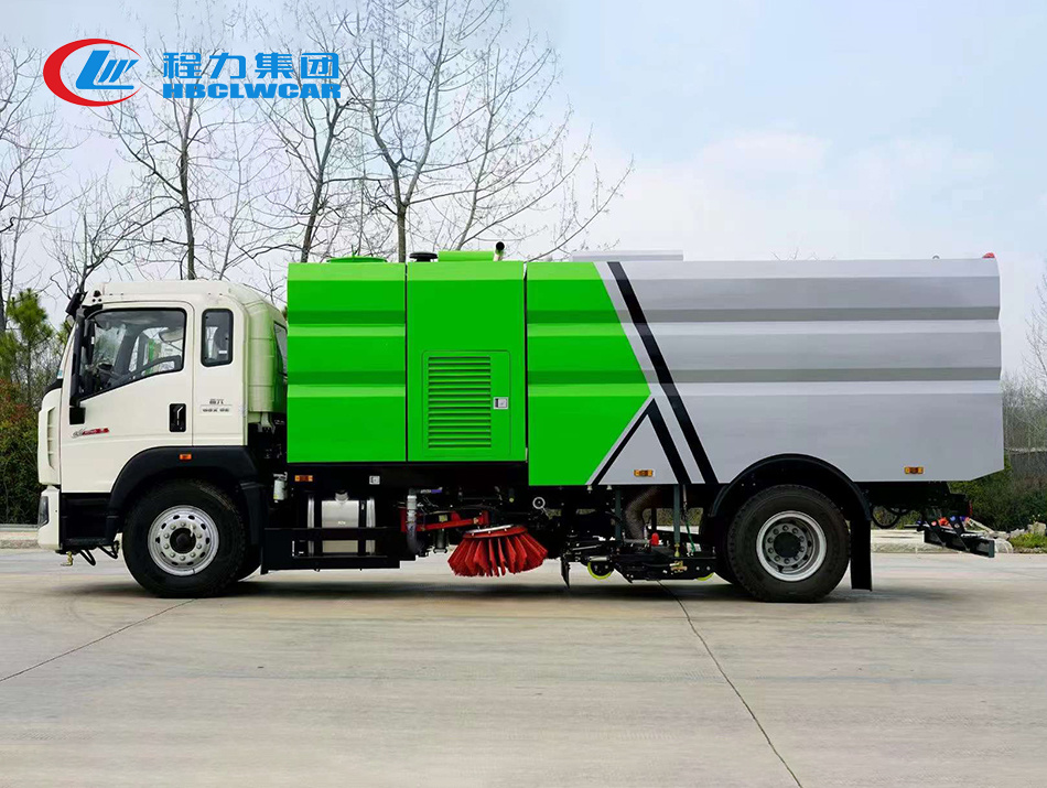 重汽豪沃洗掃車