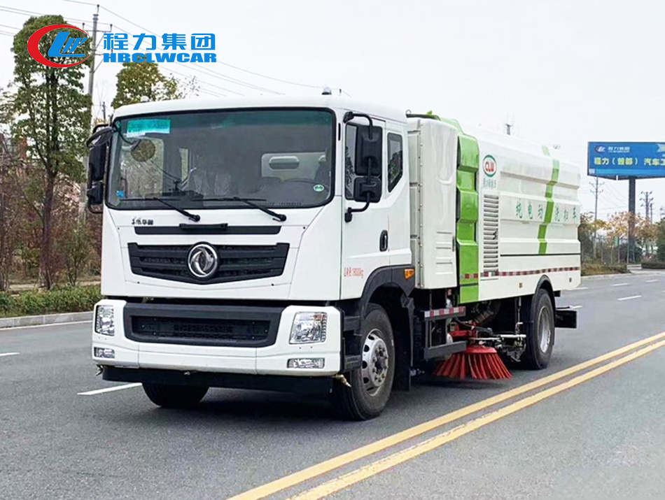 東風純電動洗掃車8方水/8方塵