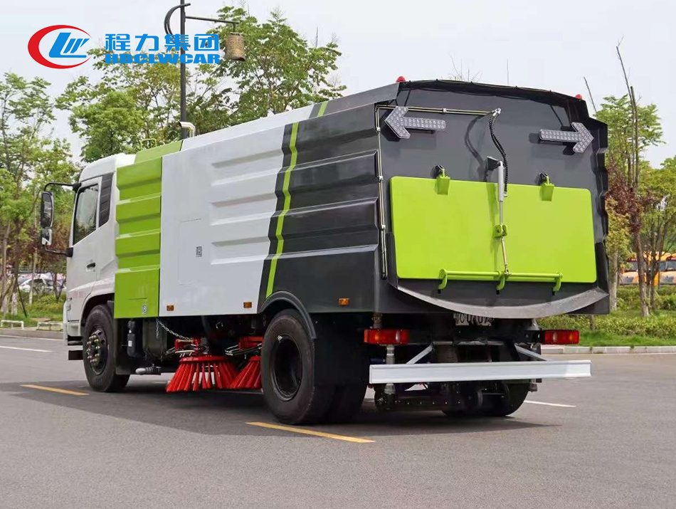 東風天錦12方掃路車