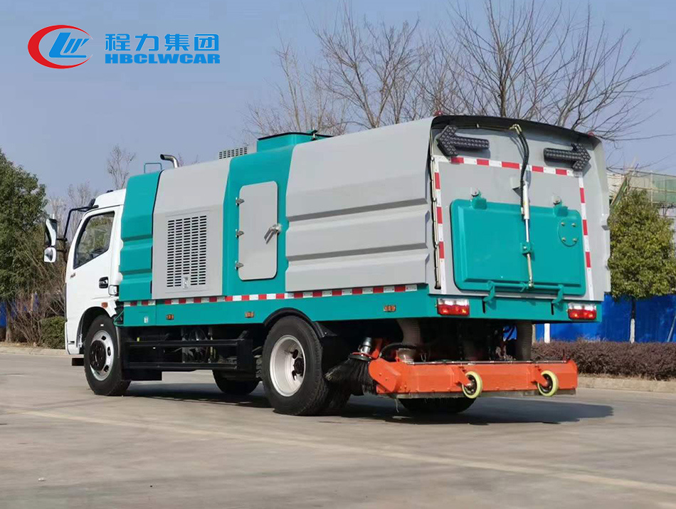 東風大多利卡吸塵車1.5水6塵