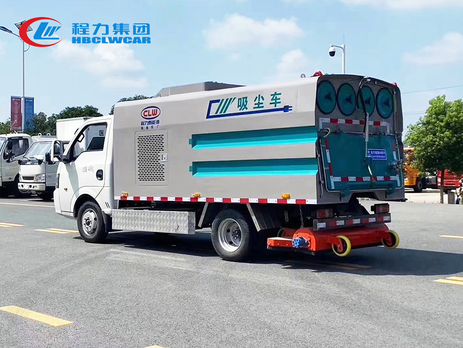 東風(fēng)華神2.5方電動吸塵車
