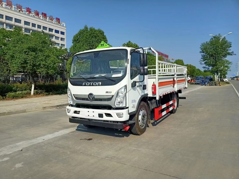 奧鈴CTS型5.2米氣瓶運輸車