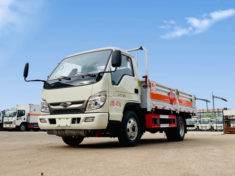 小卡之星3.8米氣瓶運輸車