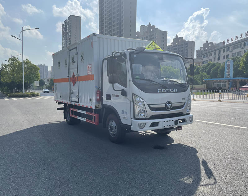 福田奧鈴4米1易燃氣體廂式運輸車