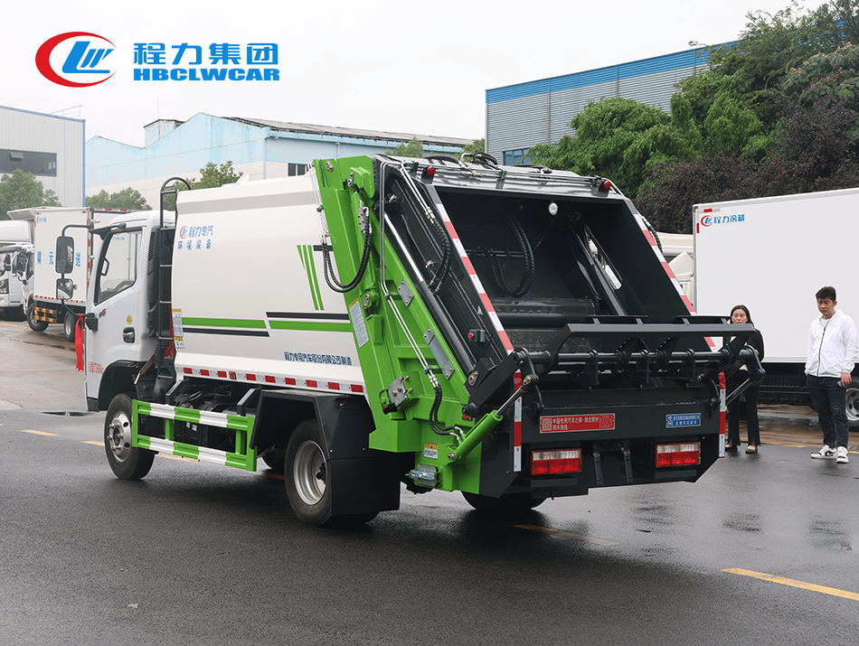東風福瑞卡6方壓縮垃圾車