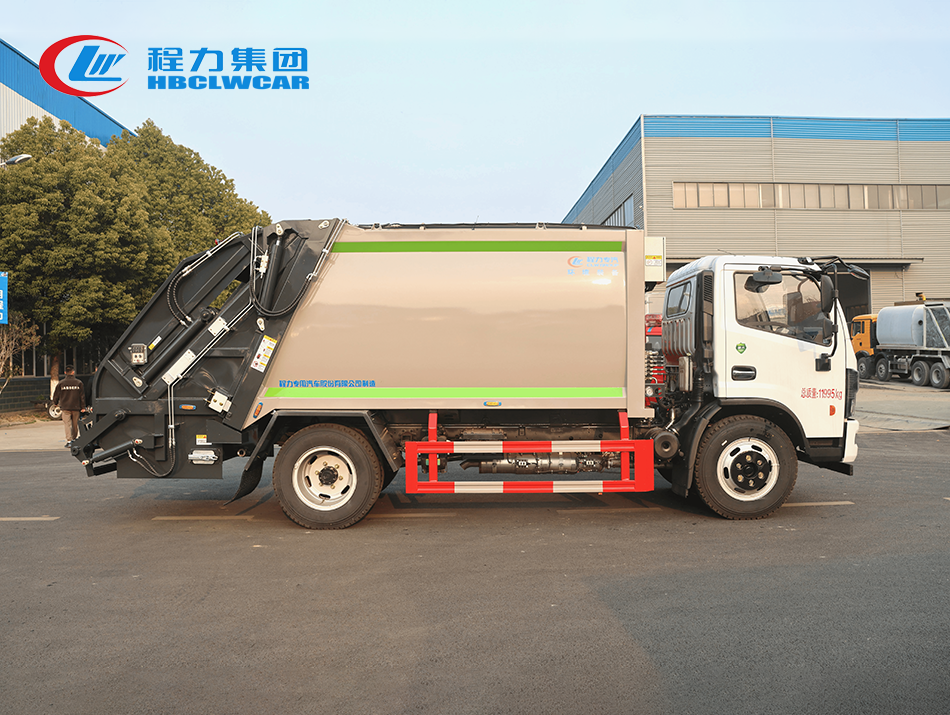 東風(fēng)福瑞卡9方壓縮垃圾車