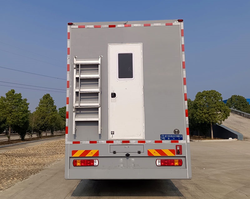 程力牌CL5180XCS6BZX型廁所車